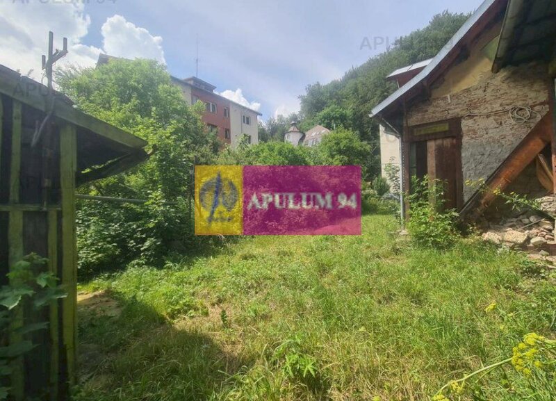 Teren cu constructie de vanzare in Busteni - Zona Lidl